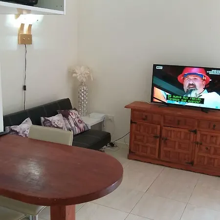 Delia 100m Beach, Barcelo Apartment *
